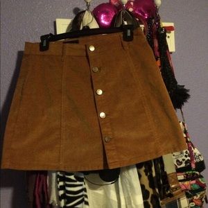 Celebrity Pink corduroy skirt (never been worn)